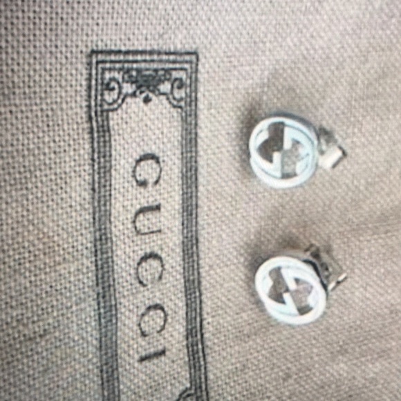 Gucci Interlocking silver studs - Picture 5 of 6